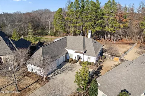 Exterior - 134 Bristol Dr, Madison, MS 39110 photo 16 of 17