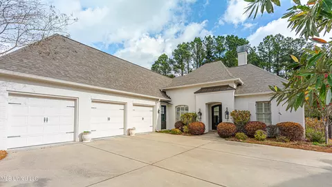 Exterior - 134 Bristol Dr, Madison, MS 39110 photo 2 of 17