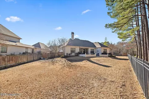 Exterior - 134 Bristol Dr, Madison, MS 39110 photo 10 of 17