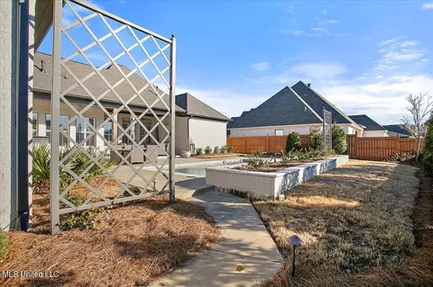 Exterior - 1441 Ruby Pointe, Flowood, MS 39232 photo 12 of 14