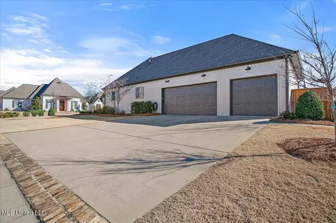 Exterior - 1441 Ruby Pointe, Flowood, MS 39232 photo 5 of 14