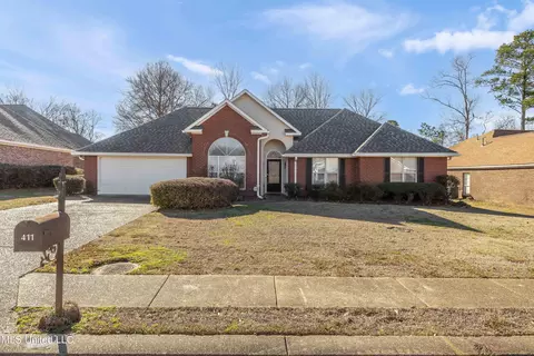 Exterior - 411 Brighton Ct, Brandon, MS 39047 photo 2 of 7