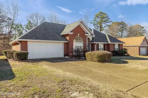 411 Brighton Ct, Brandon, MS 39047