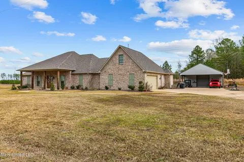 Exterior - 316 Stump Ridge Rd, Brandon, MS 39047 photo 3 of 12