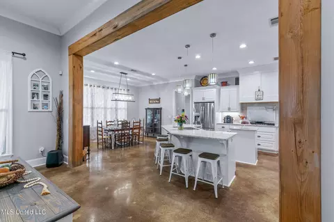 Kitchen - 316 Stump Ridge Rd, Brandon, MS 39047 photo 1 of 10