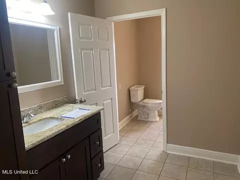 Bath - 16 39th St, Gulfport, MS 39507 photo 3 of 4