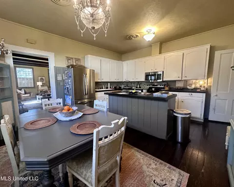 Kitchen - 517 E Academy St, Canton, MS 39046 photo 1 of 3