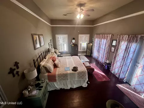 Bedroom - 517 E Academy St, Canton, MS 39046 photo 3 of 6