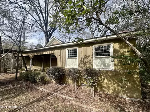 Exterior - 517 E Academy St, Canton, MS 39046 photo 6 of 9