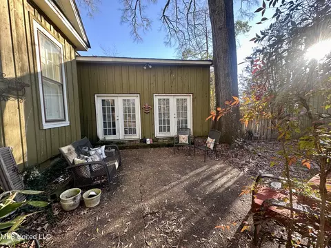 Exterior - 517 E Academy St, Canton, MS 39046 photo 8 of 9