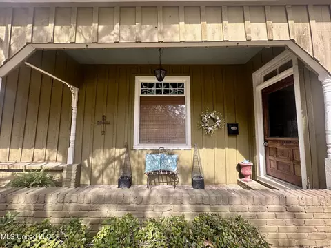 Exterior - 517 E Academy St, Canton, MS 39046 photo 2 of 9