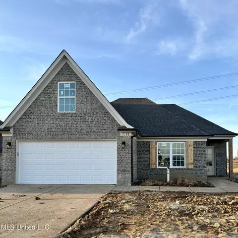2198 Dela Dr, Southaven, MS 38672