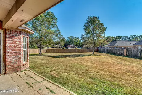 Exterior - 116 Stonebrook Dr, Florence, MS 39073 photo 3 of 5