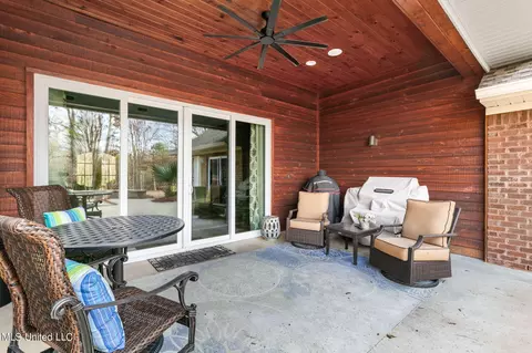 Exterior - 887 Westerly Dr, Brandon, MS 39042 photo 9 of 29