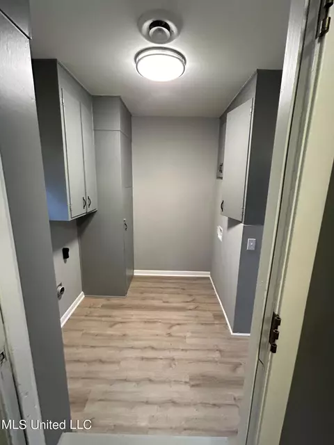 Other - 5032 Ashley Dr, Jackson, MS 39211 photo 1 of 13