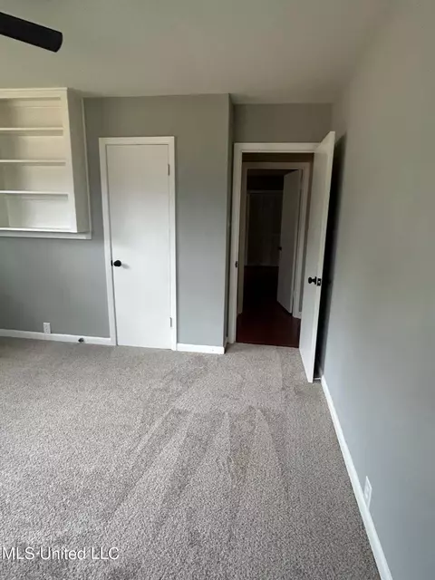Bedroom - 5032 Ashley Dr, Jackson, MS 39211 photo 3 of 5