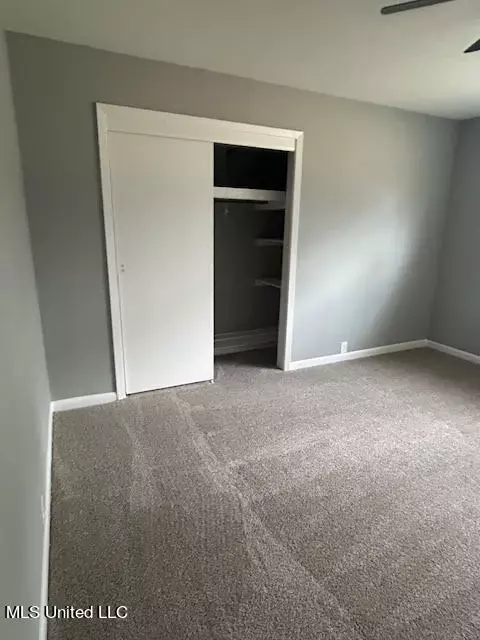 Bedroom - 5032 Ashley Dr, Jackson, MS 39211 photo 5 of 5