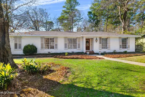 4645 Nottingham Rd, Jackson, MS 39211