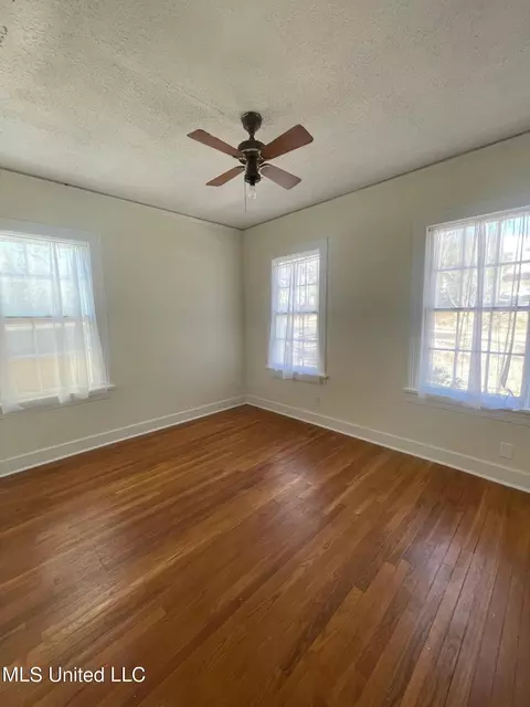 Other - 1017 Riverview Dr, Jackson, MS 39202 photo 5 of 5