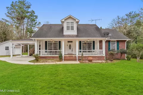 2329 Holder Rd, Vancleave, MS 39565