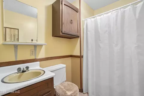 Bath - 3301 Westerland Dr, Moss Point, MS 39562 photo 7 of 7