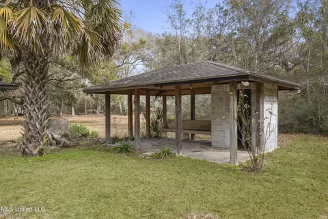 Exterior - 3301 Westerland Dr, Moss Point, MS 39562 photo 4 of 4