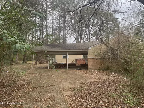 257 Iris Ave, Jackson, MS 39206 photo 3