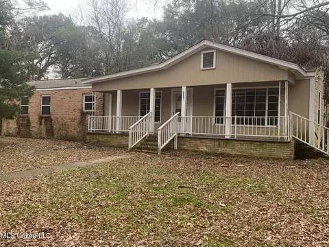 257 Iris Ave, Jackson, MS 39206 photo 2