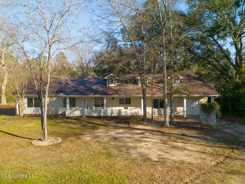 13498 John Clark Rd, Gulfport, MS 39503