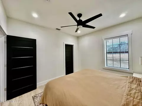 Bedroom - 117 Archey Ln, Lucedale, MS 39452 photo 2 of 3