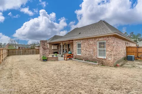 Exterior - 702 Amber Way, Flowood, MS 39232 photo 15 of 21