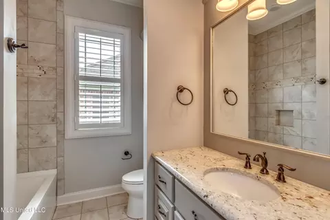 Bath - 702 Amber Way, Flowood, MS 39232 photo 6 of 7