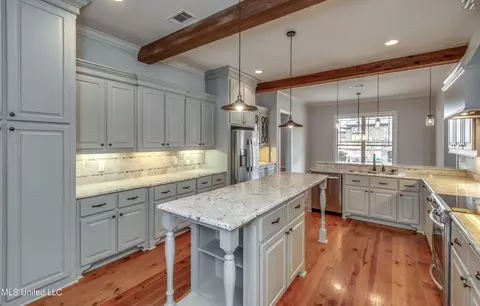 Kitchen - 702 Amber Way, Flowood, MS 39232 photo 4 of 8
