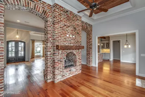Living - 702 Amber Way, Flowood, MS 39232 photo 5 of 6