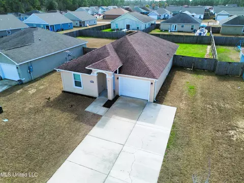 13346 Willow Oak Cir, Gulfport, MS 39503