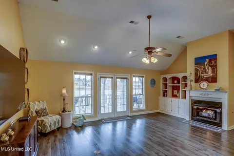 Other - 1197 E Cross Creek Dr, Hernando, MS 38632 photo 2 of 6