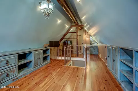 Entry Way - 1197 E Cross Creek Dr, Hernando, MS 38632 photo 1 of 1
