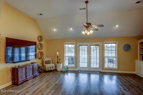 Other - 1197 E Cross Creek Dr, Hernando, MS 38632 photo 3 of 6