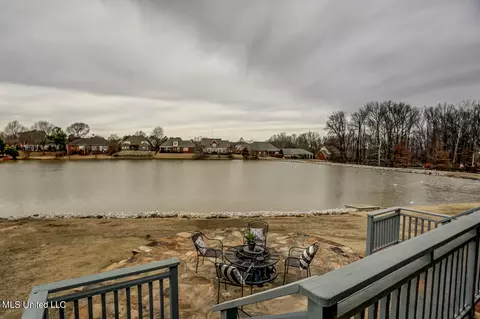 View/Area - 1197 E Cross Creek Dr, Hernando, MS 38632 photo 2 of 2