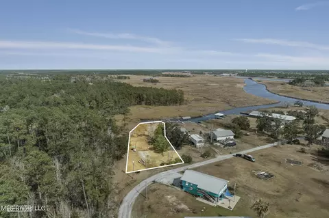 4052 Mulatta Rd, Pearlington, MS 39572