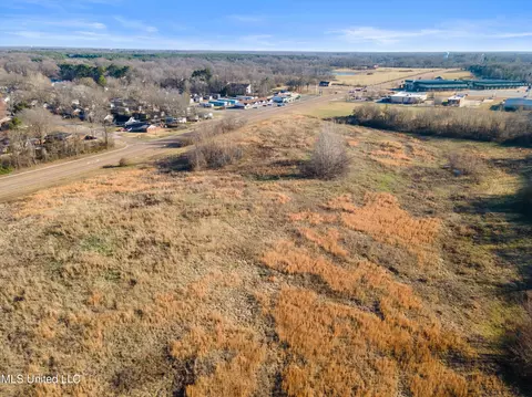 16 Hwy 301 N, Walls, MS 38680