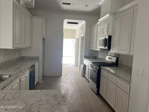 Kitchen - 121 Ashley Park Dr, Byram, MS 39272 photo 2 of 2