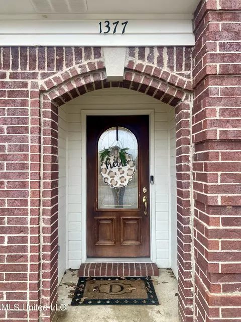 Exterior - 1377 Pendulum Dr, Hernando, MS 38632 photo 3 of 4