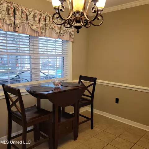 Dining - 693 Cedar Springs Dr, Jackson, MS 39212 photo 2 of 2