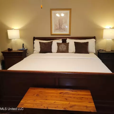 Bedroom - 693 Cedar Springs Dr, Jackson, MS 39212 photo 5 of 5