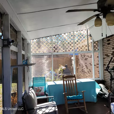 Exterior - 693 Cedar Springs Dr, Jackson, MS 39212 photo 3 of 5