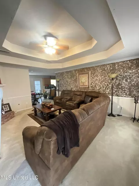 Living - 1057 Bullrun Dr, Byram, MS 39272 photo 1 of 4