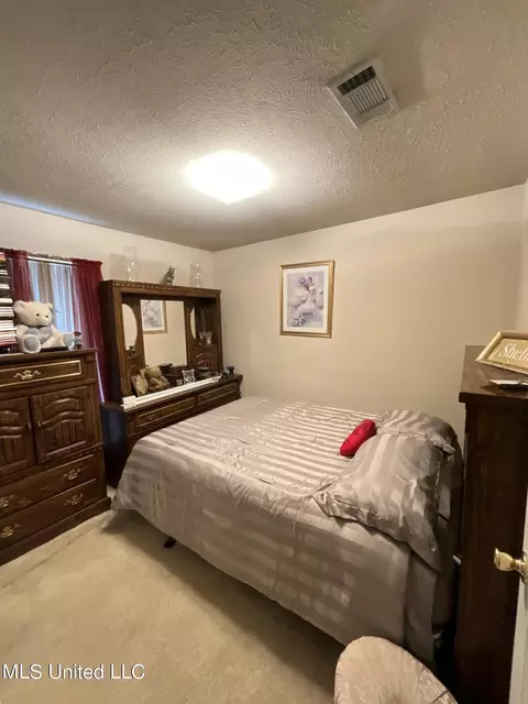 Bedroom - 1057 Bullrun Dr, Byram, MS 39272 photo 1 of 5
