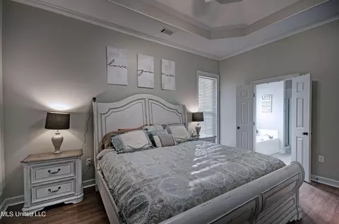Bedroom - 619 Overlook Pt, Brandon, MS 39047 photo 2 of 6