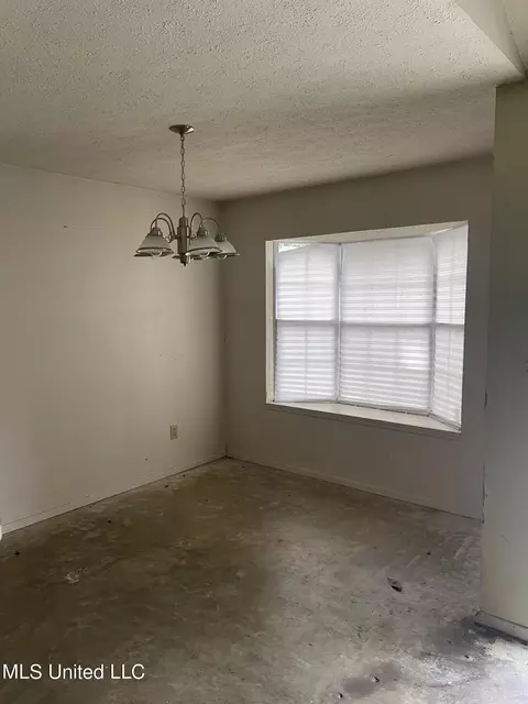 5536 Tiki Ln, Jackson, MS 39212 photo 4